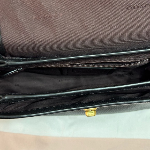 Coach Cassie black, gold hardware - Picture 5 of 10